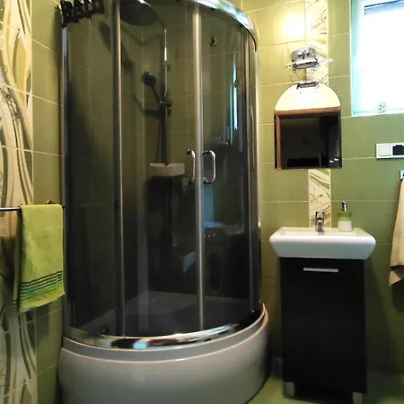 Manufaktura Centrum Apartament, Prywatny Parking